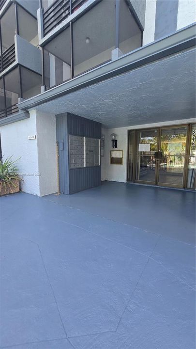 Недавно продано: $142,900 (1 спален, 1 ванн, 691 Квадратных фут)