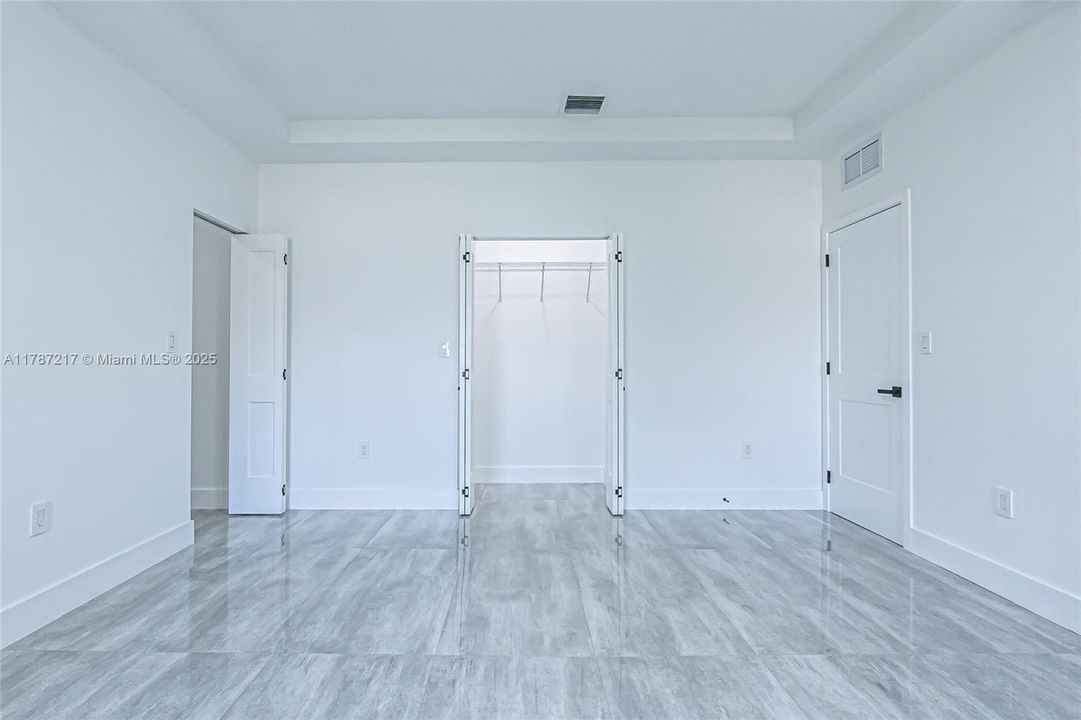 最近租的: $3,750 (4 贝兹, 2 浴室, 0 平方英尺)