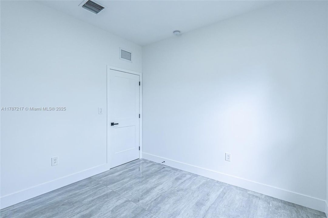 最近租的: $3,750 (4 贝兹, 2 浴室, 0 平方英尺)