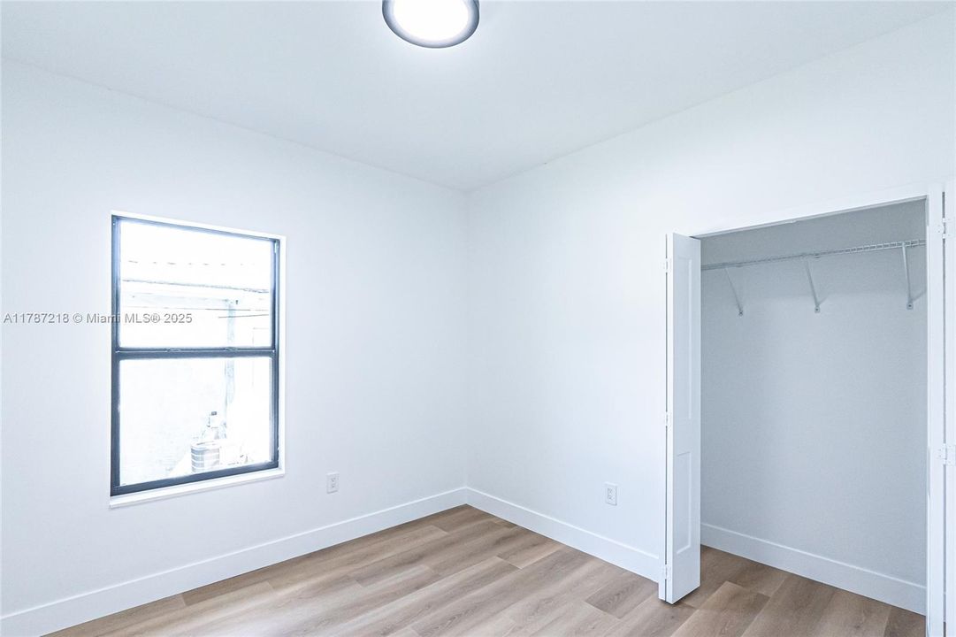 最近租的: $3,700 (4 贝兹, 2 浴室, 0 平方英尺)