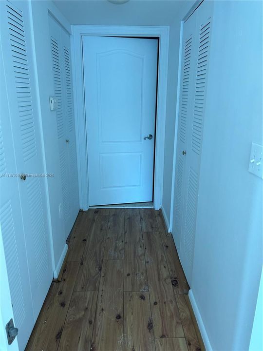 For Rent: $2,800 (1 beds, 1 baths, 791 Square Feet)