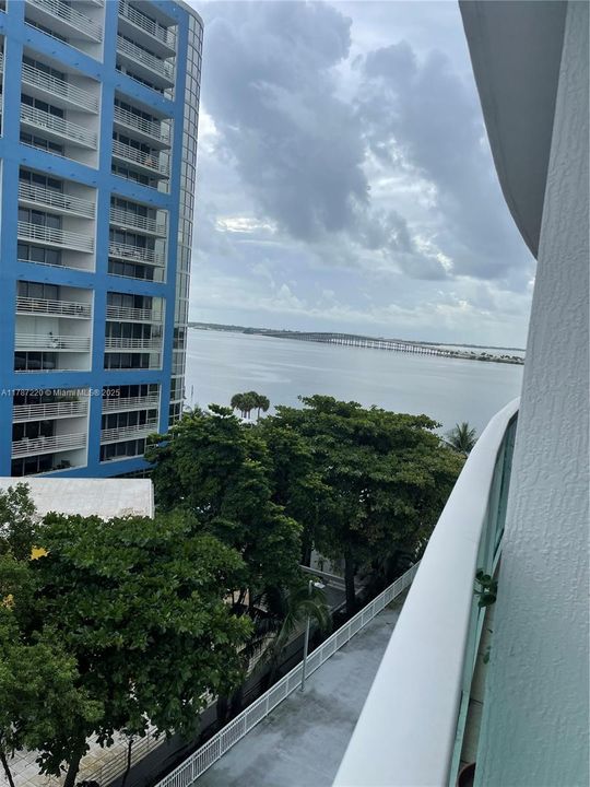 For Rent: $2,800 (1 beds, 1 baths, 791 Square Feet)