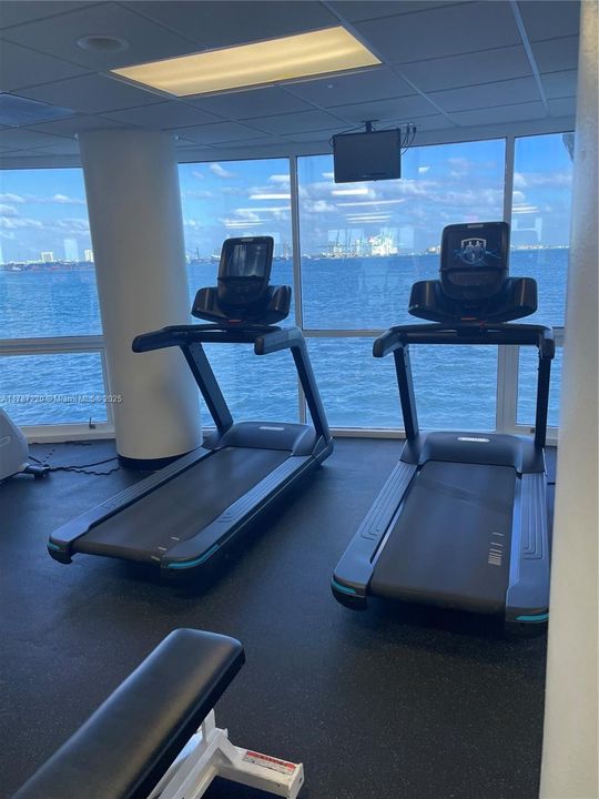 For Rent: $2,800 (1 beds, 1 baths, 791 Square Feet)