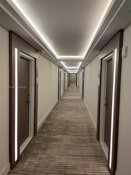 В аренду: $4,500 (0 спален, 1 ванн, 600 Квадратных фут)