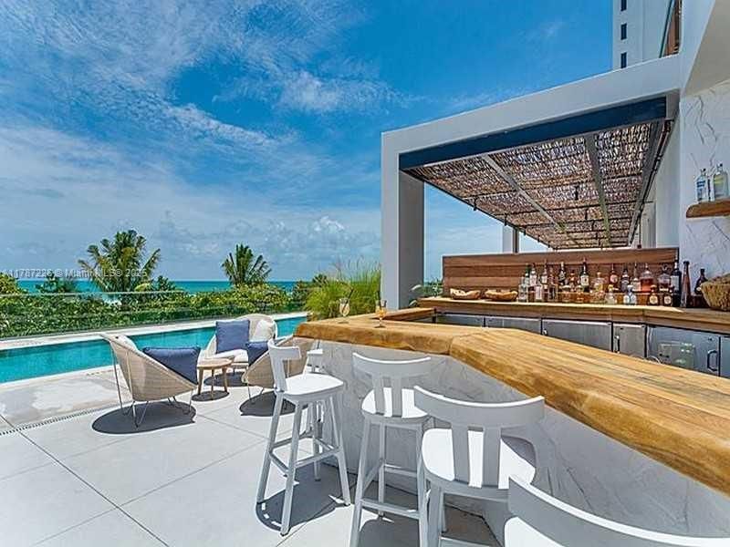 В аренду: $4,500 (0 спален, 1 ванн, 600 Квадратных фут)