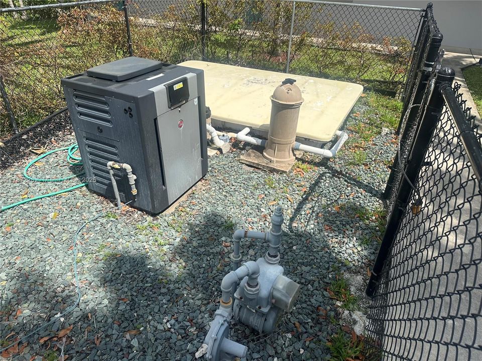 Recently Sold: $259,900 (2 beds, 2 baths, 1028 Square Feet)