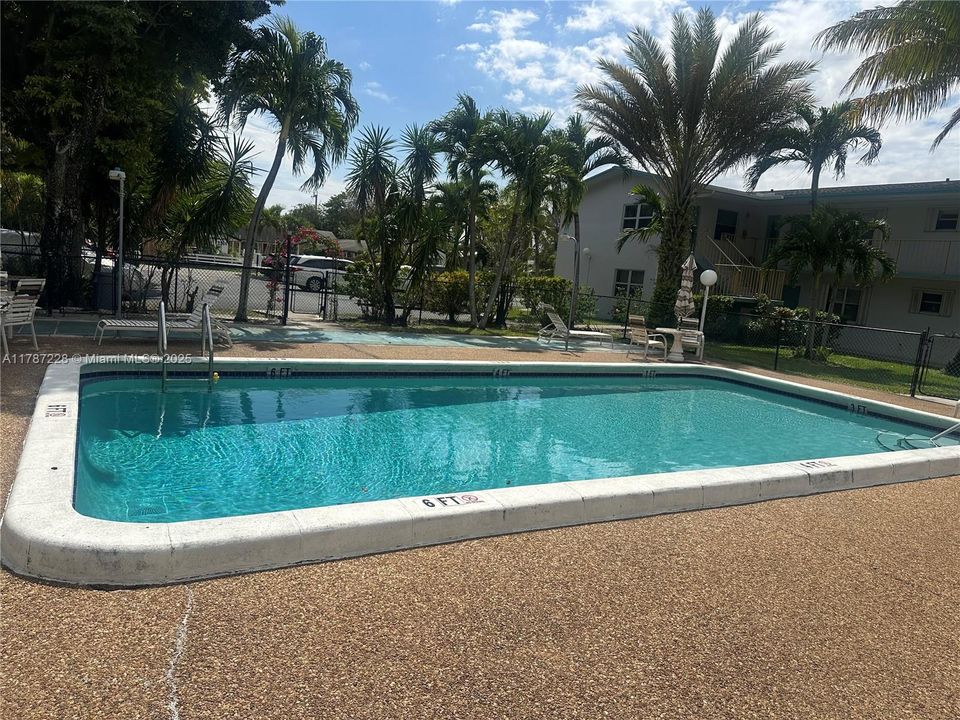 Recently Sold: $259,900 (2 beds, 2 baths, 1028 Square Feet)