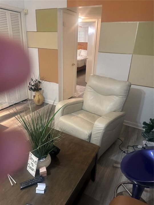 Recently Sold: $259,900 (2 beds, 2 baths, 1028 Square Feet)