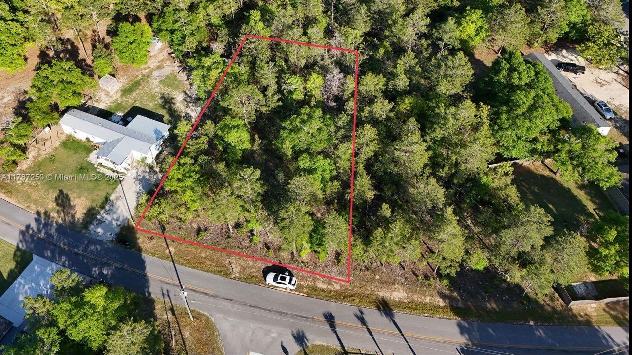 最近售出: $29,000 (0.49 acres)