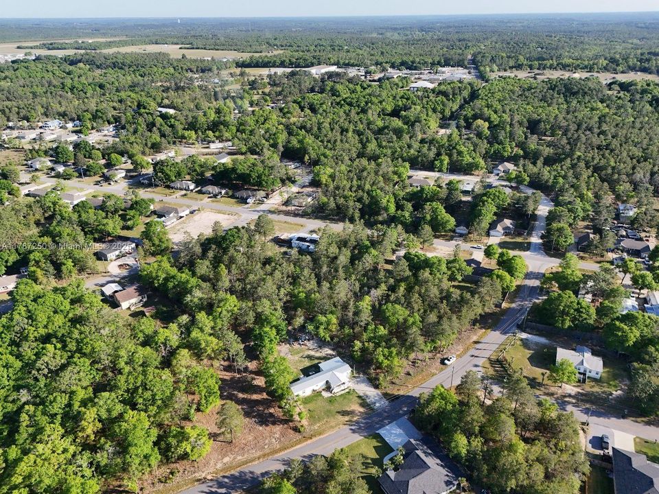 最近售出: $29,000 (0.49 acres)