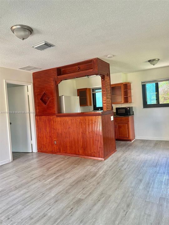 Recently Rented: $1,500 (1 beds, 1 baths, 519 Square Feet)