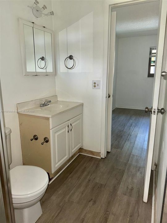 Recently Rented: $1,500 (1 beds, 1 baths, 519 Square Feet)