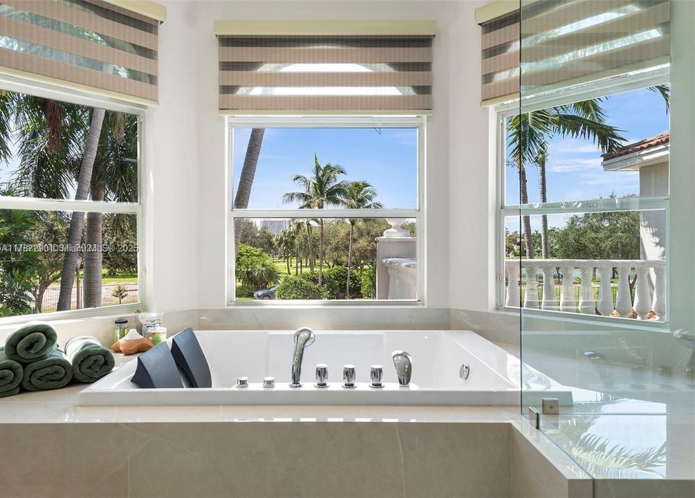 For Sale: $4,950,000 (6 beds, 5 baths, 4479 Square Feet)