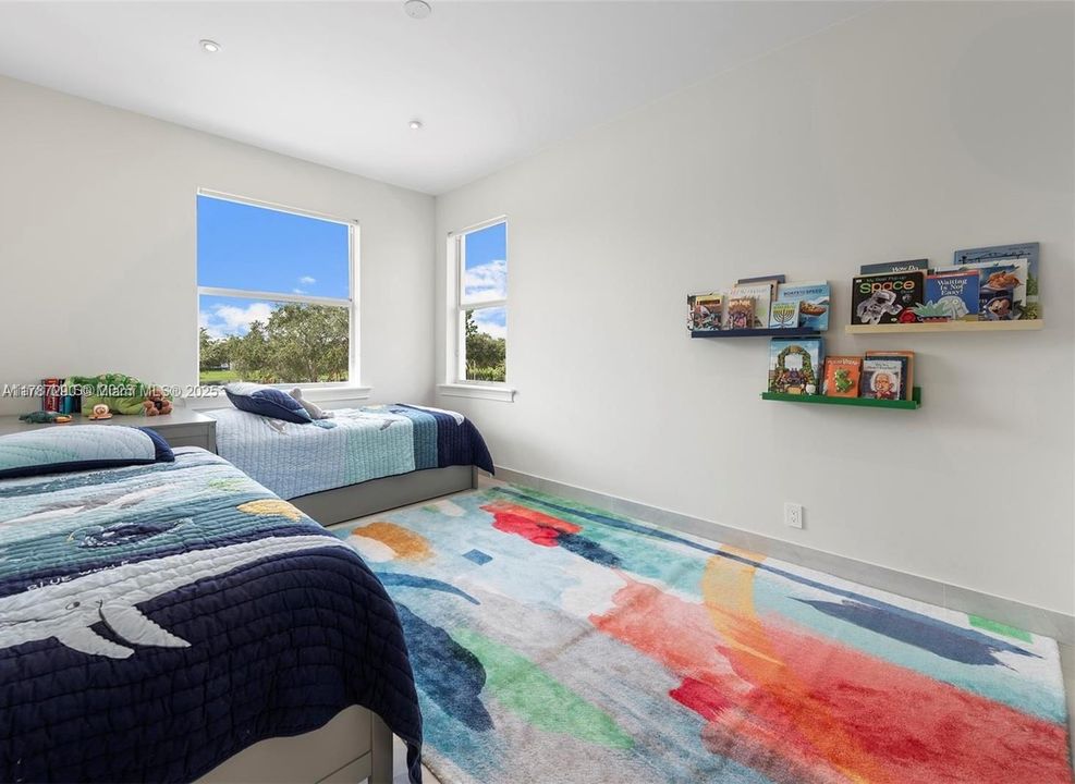 For Sale: $4,950,000 (6 beds, 5 baths, 4479 Square Feet)