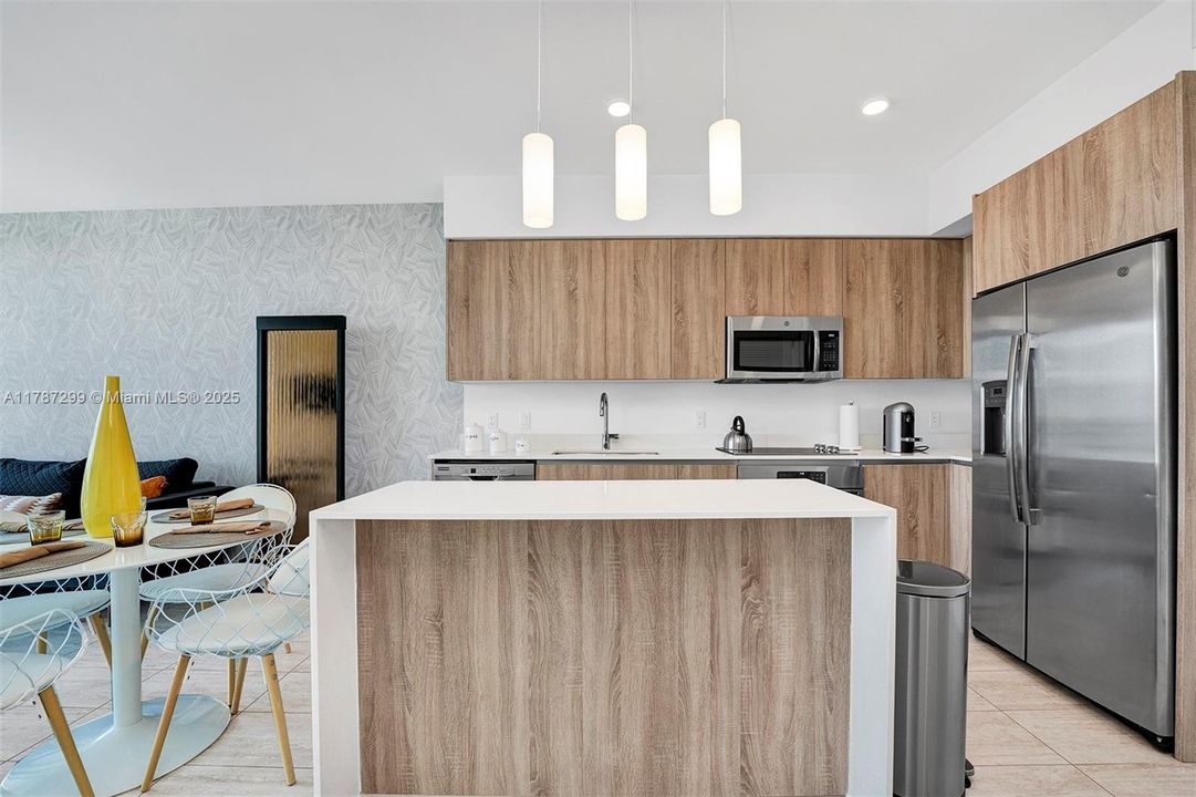 最近租的: $3,370 (1 贝兹, 1 浴室, 0 平方英尺)