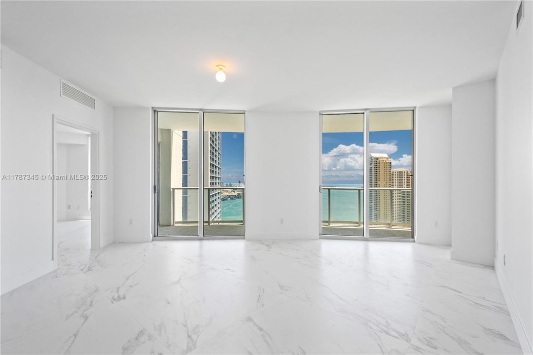 Недавно арендовано: $4,500 (2 спален, 2 ванн, 1091 Квадратных фут)