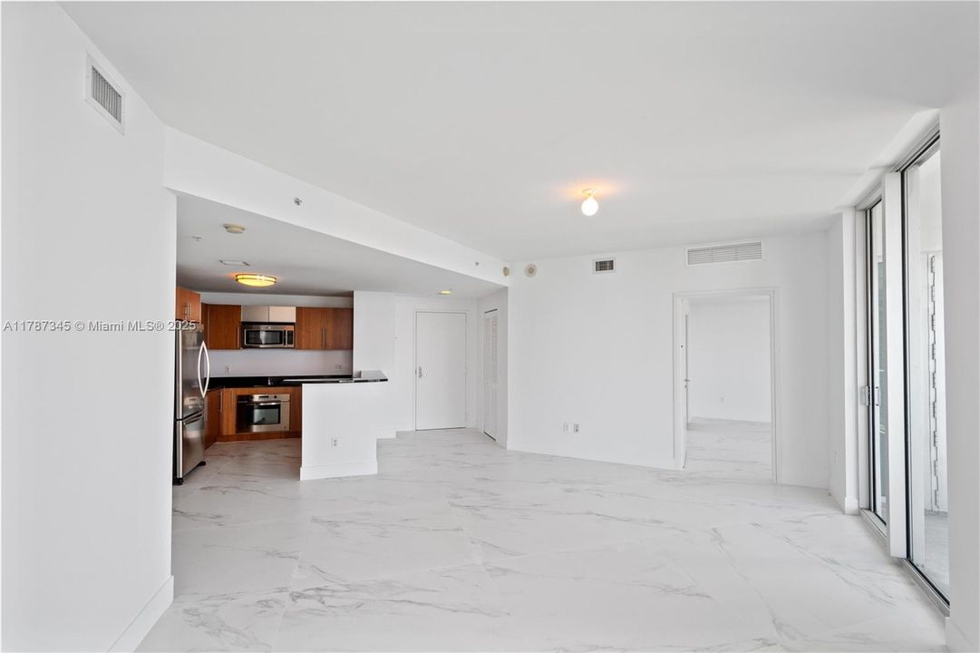 Недавно арендовано: $4,500 (2 спален, 2 ванн, 1091 Квадратных фут)