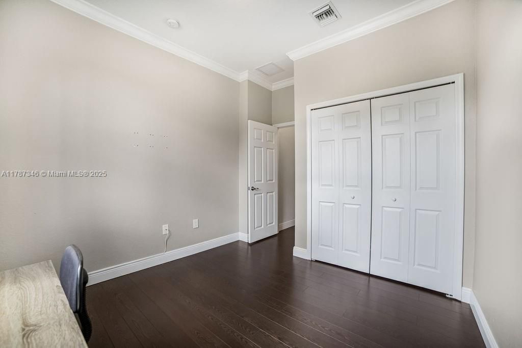 Недавно арендовано: $3,400 (3 спален, 2 ванн, 1739 Квадратных фут)