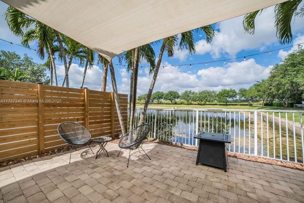 Недавно арендовано: $3,400 (3 спален, 2 ванн, 1739 Квадратных фут)