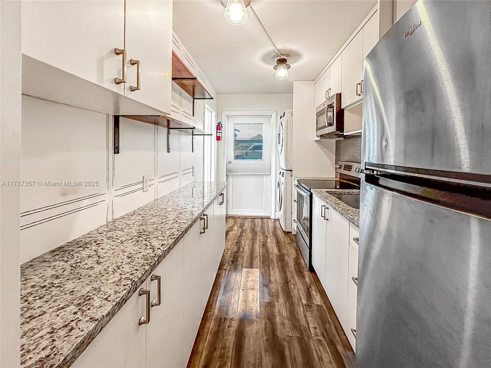 Недавно арендовано: $1,800 (1 спален, 1 ванн, 944 Квадратных фут)