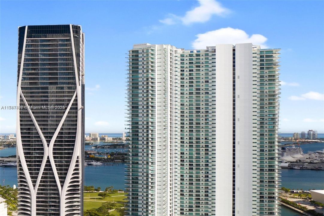 待售: $635,000 (1 贝兹, 2 浴室, 1031 平方英尺)