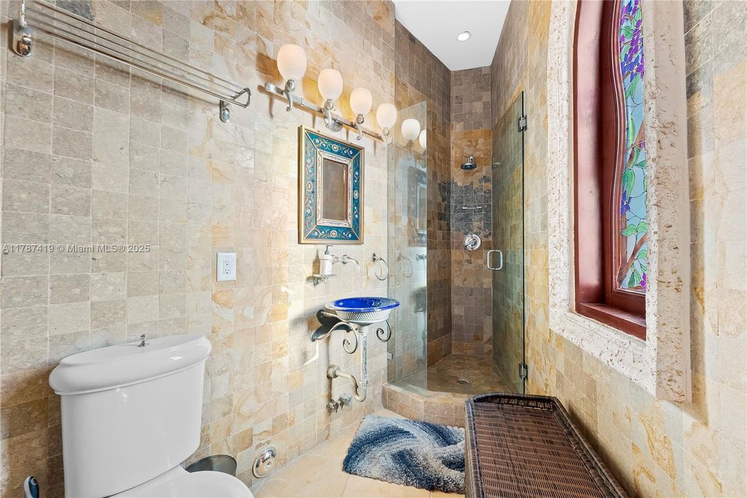 For Sale: $7,000,000 (5 beds, 5 baths, 5845 Square Feet)