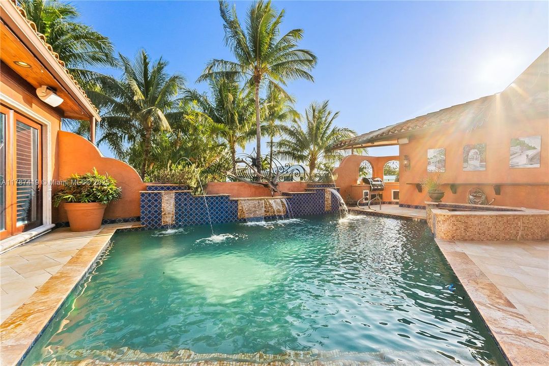 For Sale: $7,000,000 (5 beds, 5 baths, 5845 Square Feet)