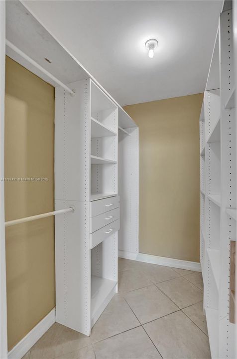 walk in closet