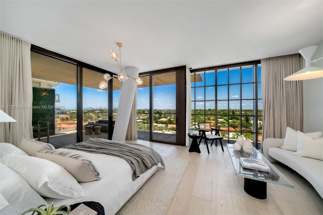 En Venta: $12,900,000 (3 camas, 3 baños, 3136 Pies cuadrados)