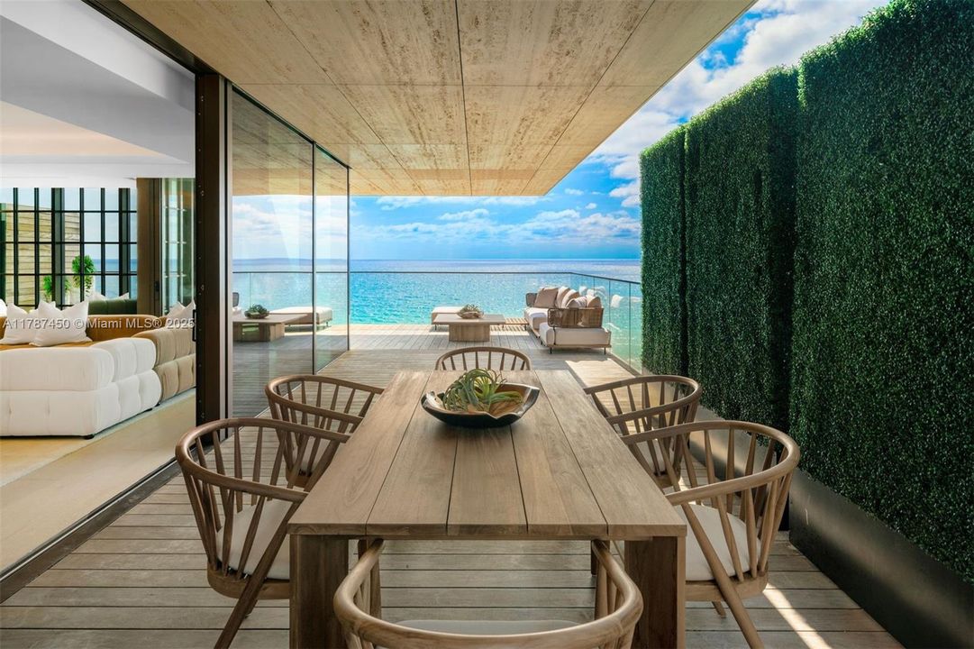 En Venta: $12,900,000 (3 camas, 3 baños, 3136 Pies cuadrados)