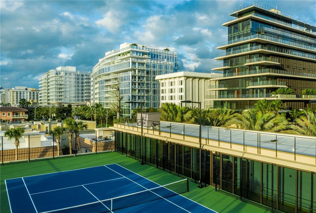 En Venta: $12,900,000 (3 camas, 3 baños, 3136 Pies cuadrados)