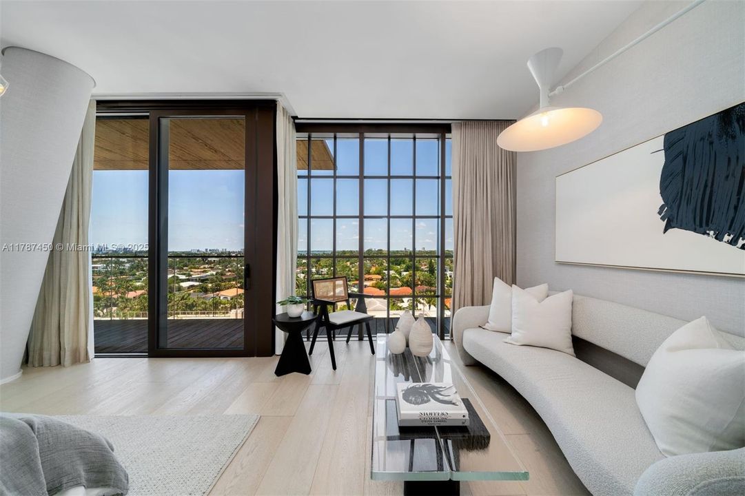 En Venta: $12,900,000 (3 camas, 3 baños, 3136 Pies cuadrados)