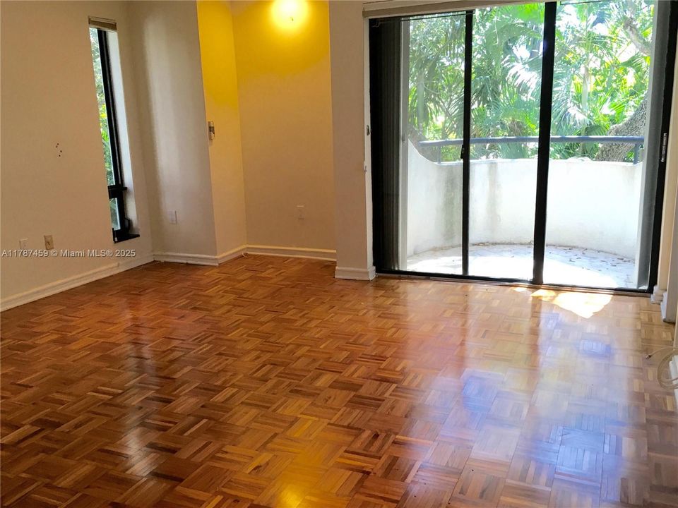 Недавно продано: $899,000 (2 спален, 2 ванн, 1669 Квадратных фут)