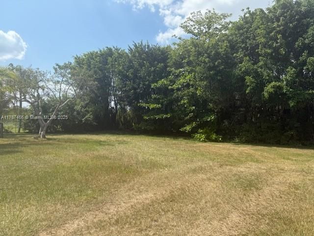 Recently Sold: $1,390,000 (4 beds, 3 baths, 2552 Square Feet)