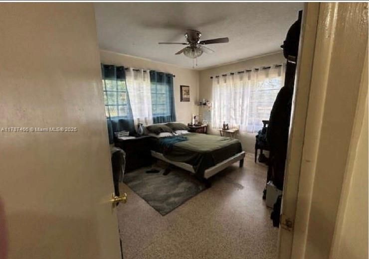 Recently Sold: $1,390,000 (4 beds, 3 baths, 2552 Square Feet)