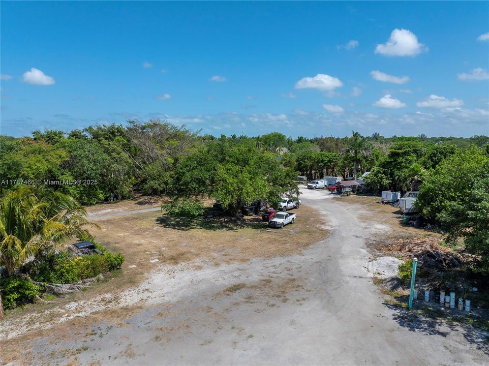 Recently Sold: $1,390,000 (4 beds, 3 baths, 2552 Square Feet)