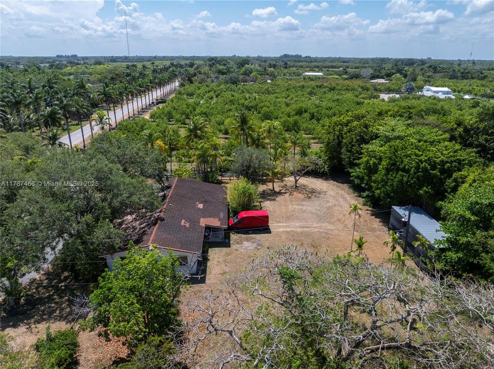 Recently Sold: $1,390,000 (4 beds, 3 baths, 2552 Square Feet)