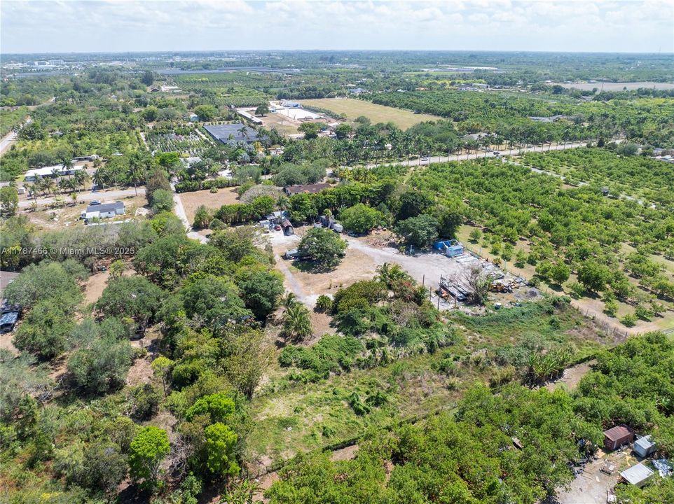 Recently Sold: $1,390,000 (4 beds, 3 baths, 2552 Square Feet)