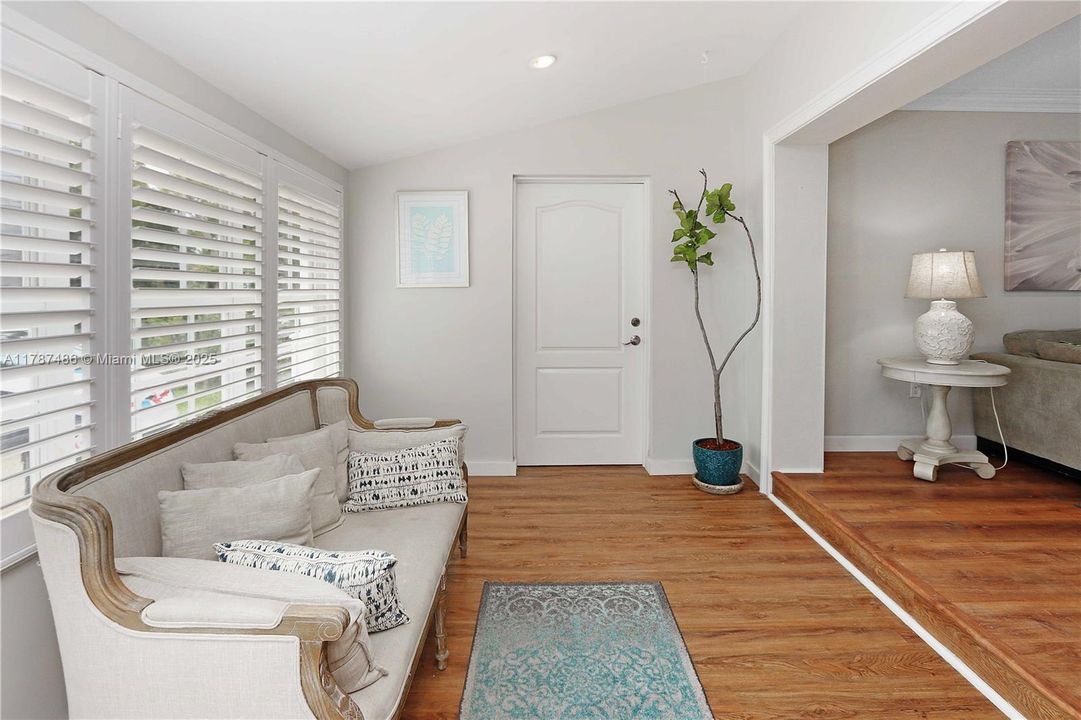 Recently Sold: $649,000 (3 beds, 2 baths, 1610 Square Feet)