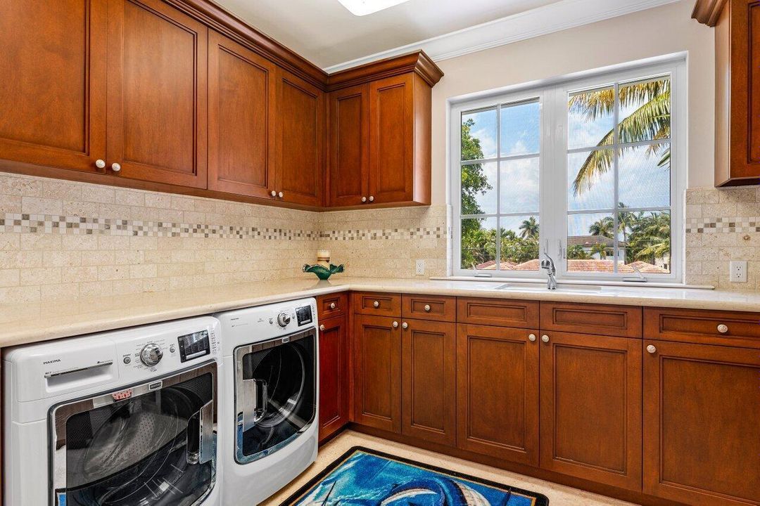 2nd Floor Laundry Room