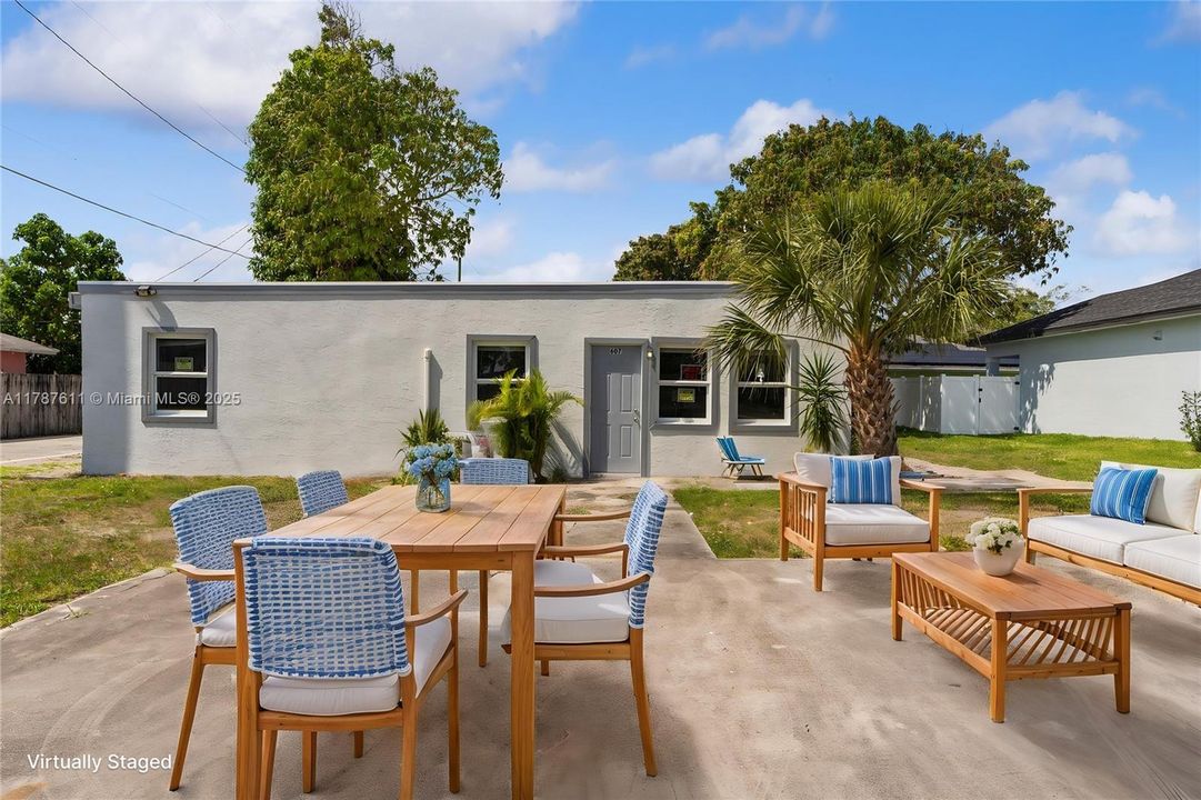 На продажу: $650,000 (0 спален, 0 ванн, 1550 Квадратных фут)