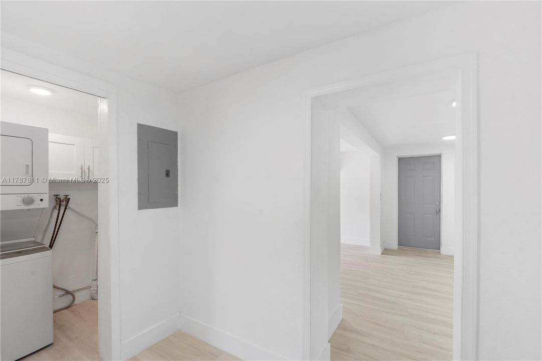 На продажу: $650,000 (0 спален, 0 ванн, 1550 Квадратных фут)