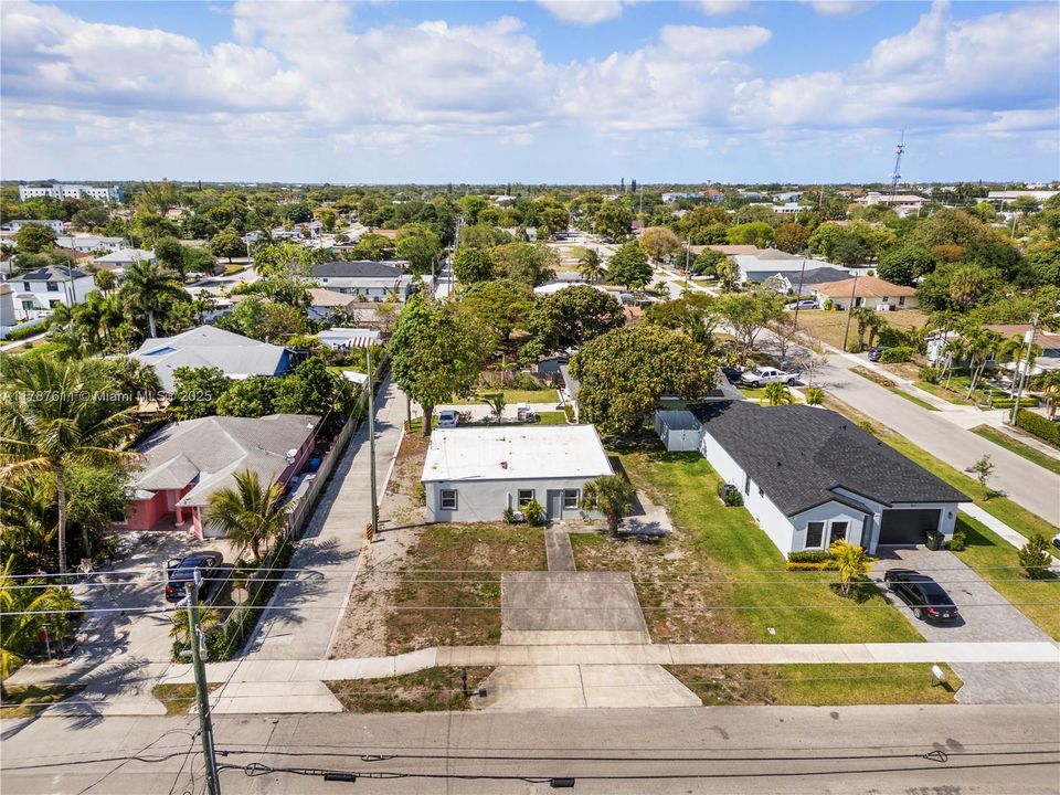 На продажу: $650,000 (0 спален, 0 ванн, 1550 Квадратных фут)