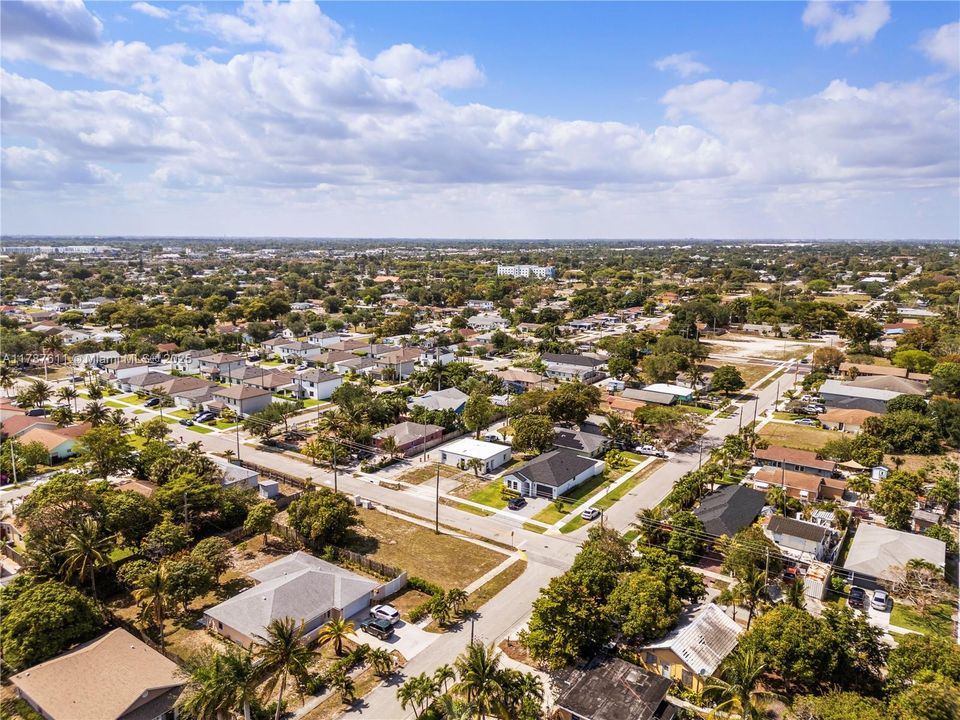 На продажу: $650,000 (0 спален, 0 ванн, 1550 Квадратных фут)