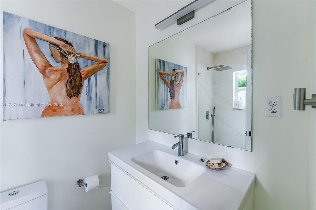 Vendido Recientemente: $2,750,000 (3 camas, 3 baños, 3093 Pies cuadrados)