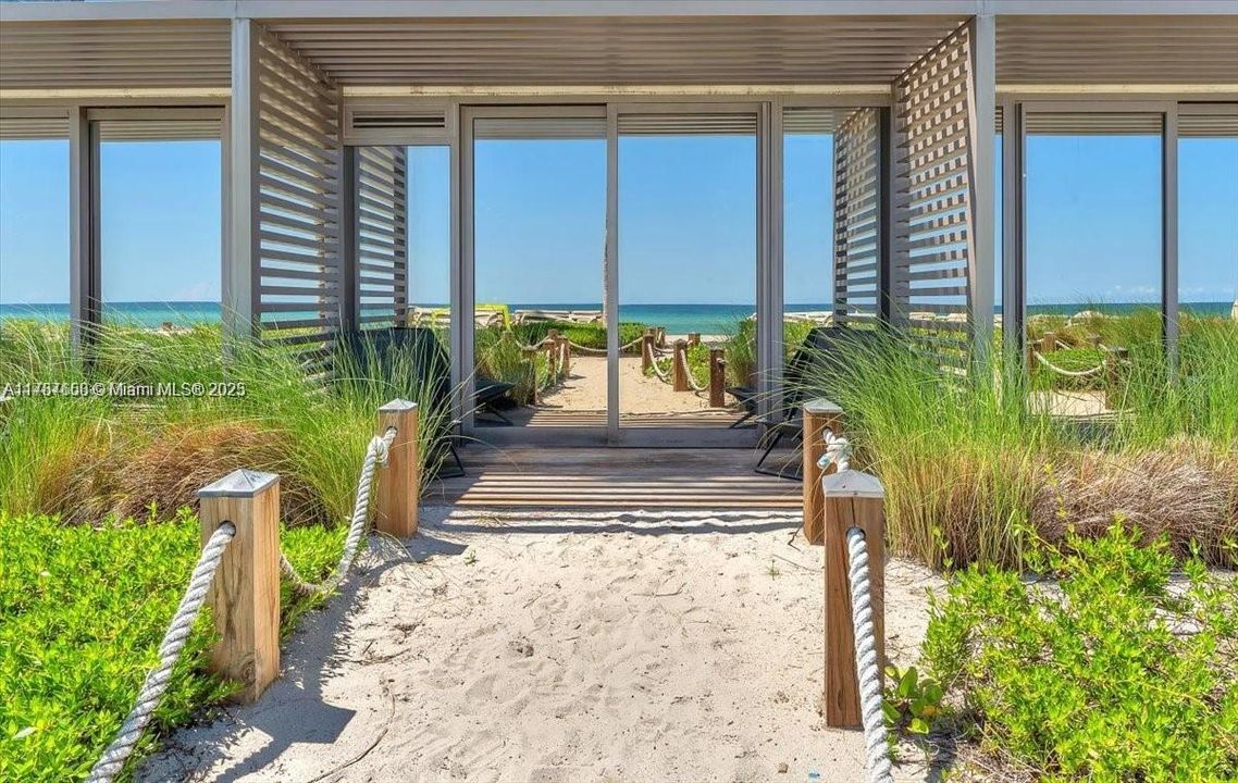 На продажу: $1,079,000 (0 спален, 1 ванн, 0 Квадратных фут)