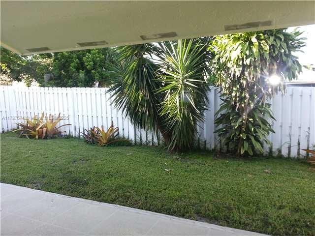 Recently Sold: $365,000 (2 beds, 2 baths, 1230 Square Feet)