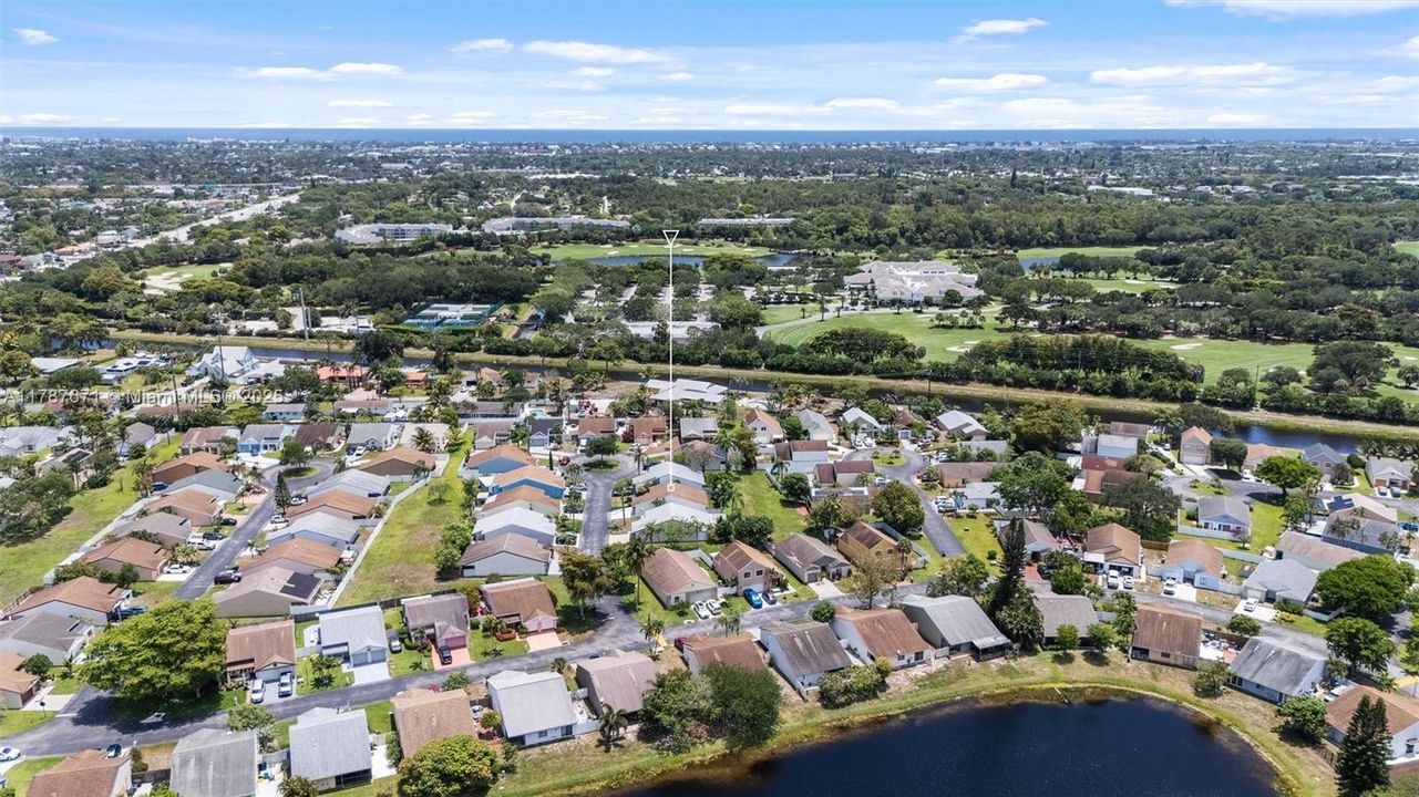 Recently Sold: $365,000 (2 beds, 2 baths, 1230 Square Feet)