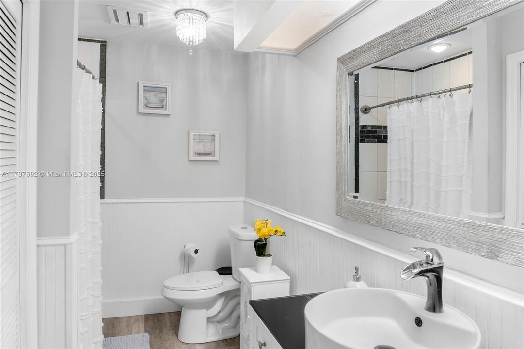 Recently Sold: $775,000 (4 beds, 3 baths, 3073 Square Feet)