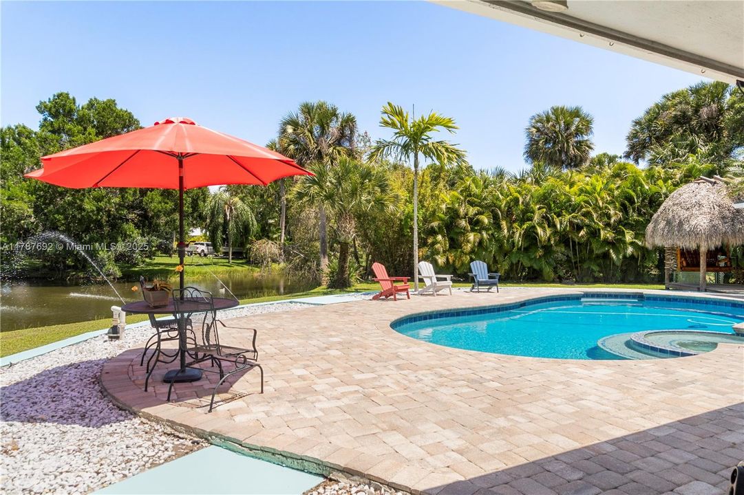 Recently Sold: $775,000 (4 beds, 3 baths, 3073 Square Feet)